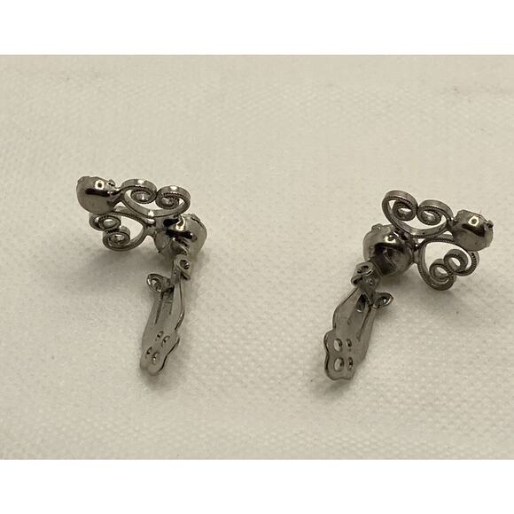 Vintage Silver Tone & Rhinestone Textured Open Heart Clip On Earrings Costume - Picture 5 of 6